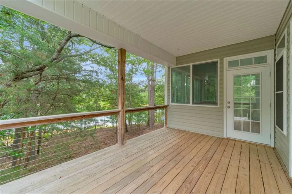 27 Classic Drive Hartwell, GA 30643