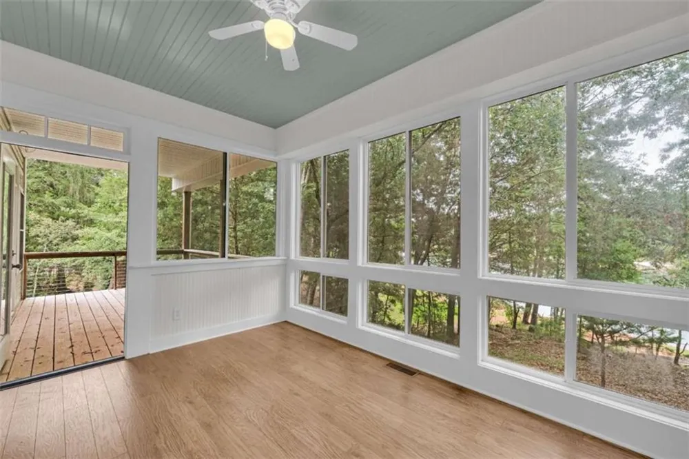27 Classic Drive Hartwell, GA 30643