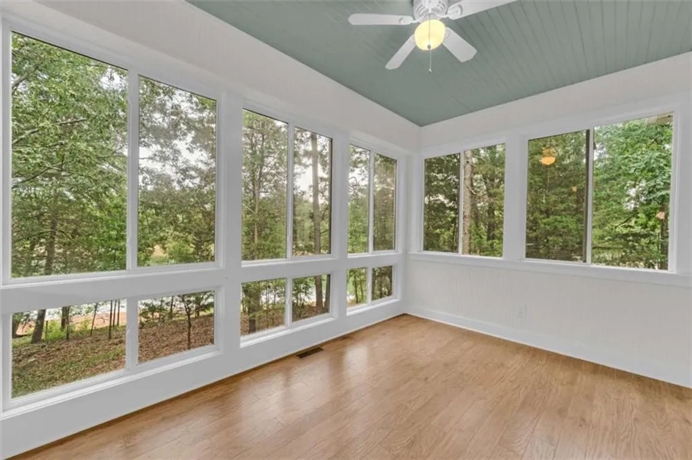 27 Classic Drive Hartwell, GA 30643