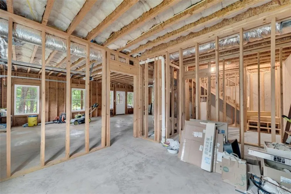 27 Classic Drive Hartwell, GA 30643