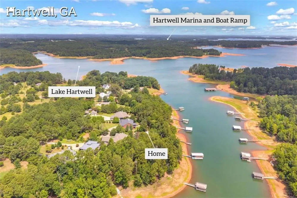 27 Classic Drive Hartwell, GA 30643
