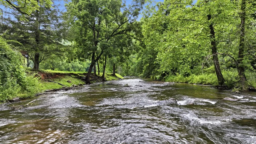 Suntrace Circle Cullowhee, NC 28723
