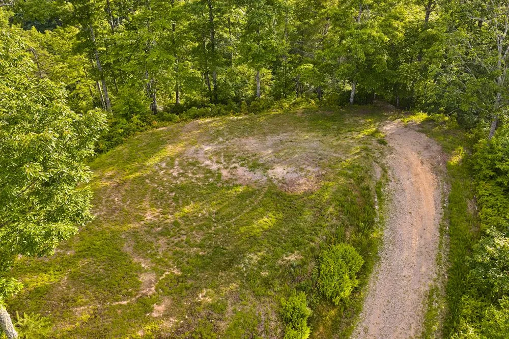 Winding Stairs Rd Topton, NC 28781