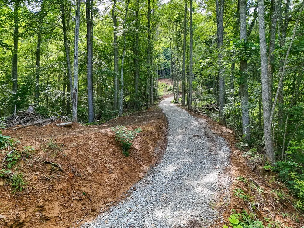 Falls View Dr Bryson City, NC 28713