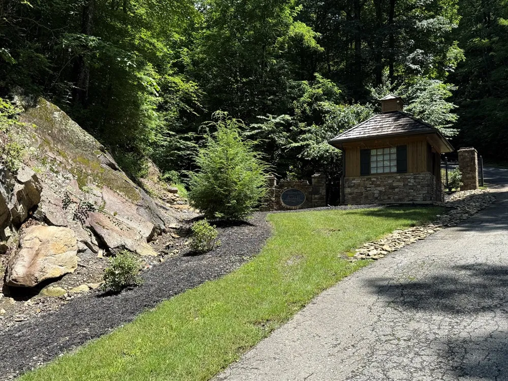 Alarka Highlands Bryson City, NC 28713