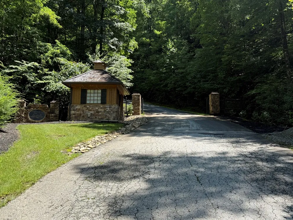 Alarka Highlands Bryson City, NC 28713