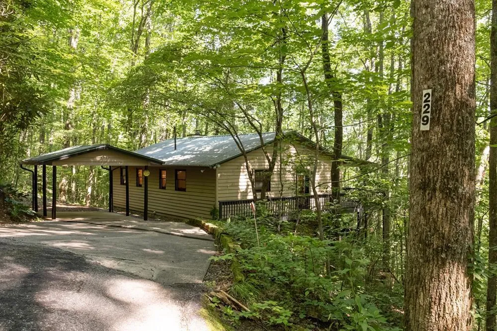 High Ridge Rd Franklin, NC 28734
