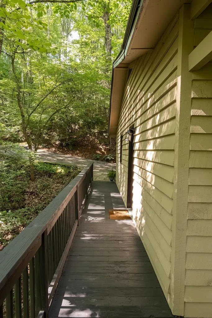 High Ridge Rd Franklin, NC 28734