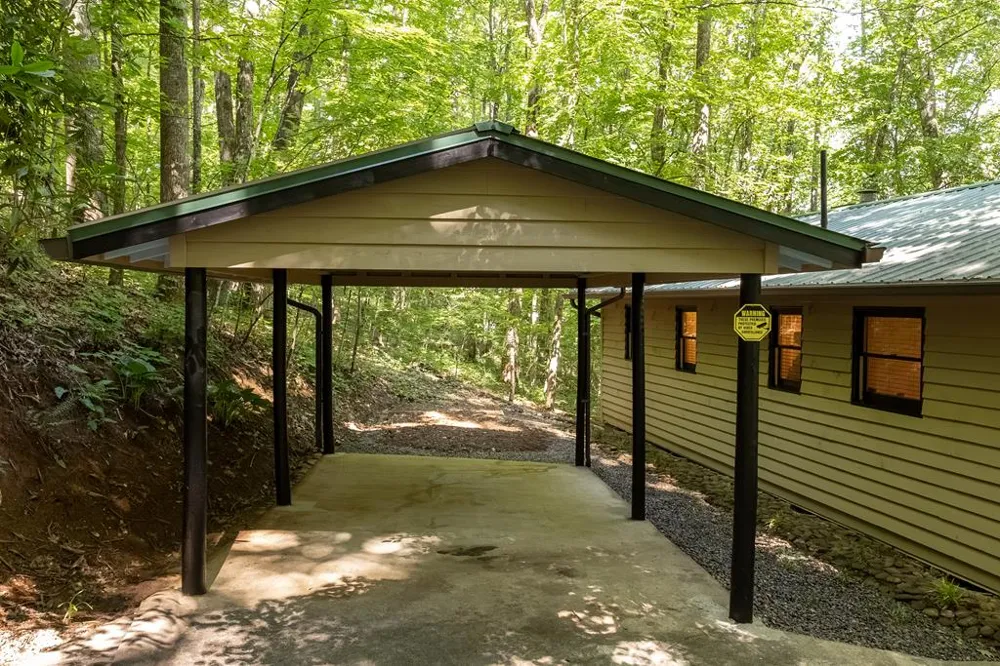 High Ridge Rd Franklin, NC 28734