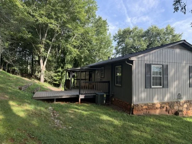 Wide Horizon  Drive Franklin, NC 28734