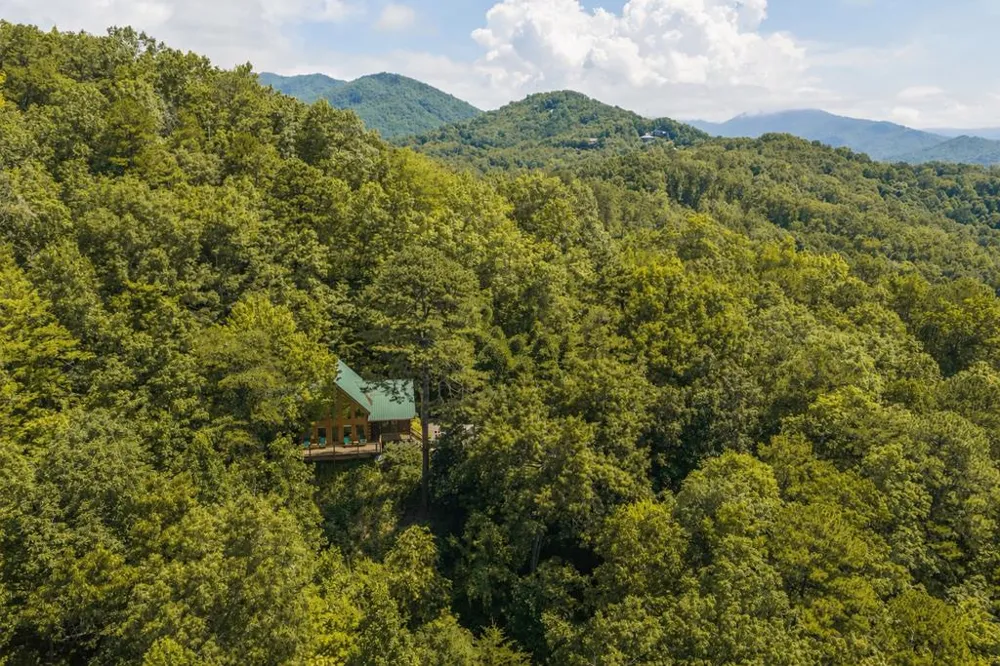 Cloud Ten Road Bryson City, NC 28713