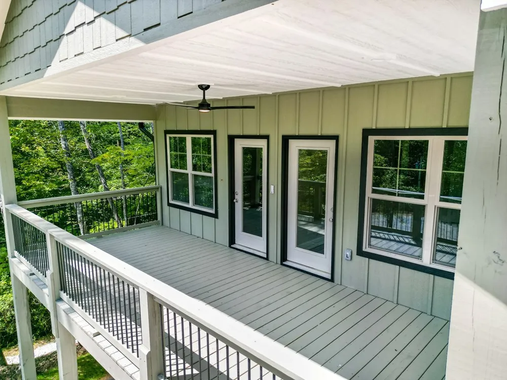 Laurel Springs Dr Bryson City, NC 28713