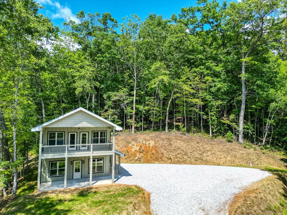 Laurel Springs Dr Bryson City, NC 28713