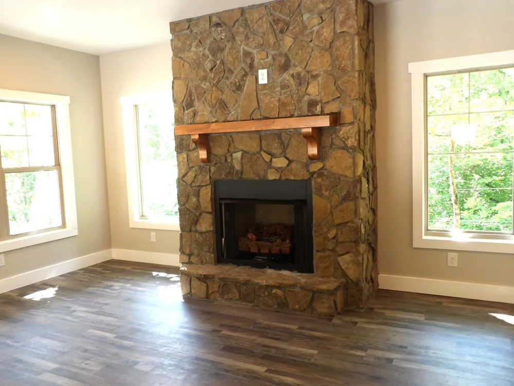 Laurel Springs Dr Bryson City, NC 28713