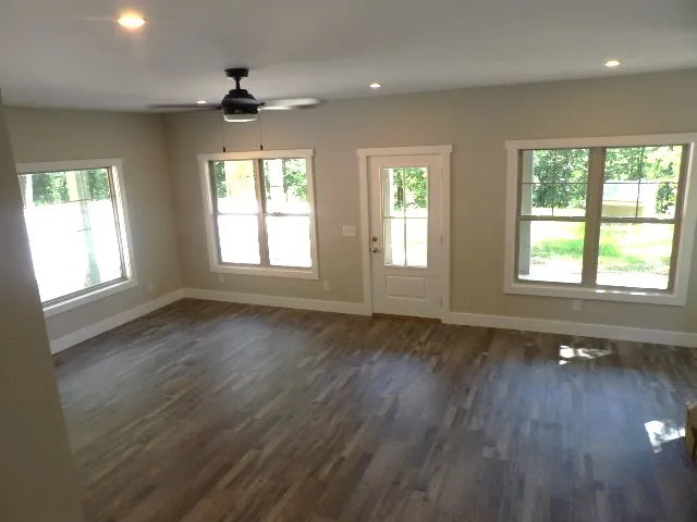 Laurel Springs Dr Bryson City, NC 28713