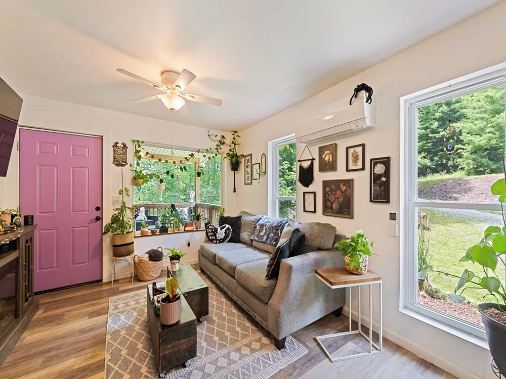 McKinzie Place Waynesville, NC 28785