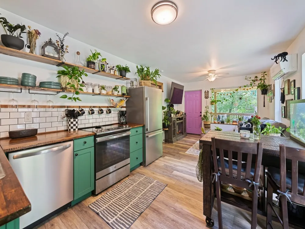 McKinzie Place Waynesville, NC 28785