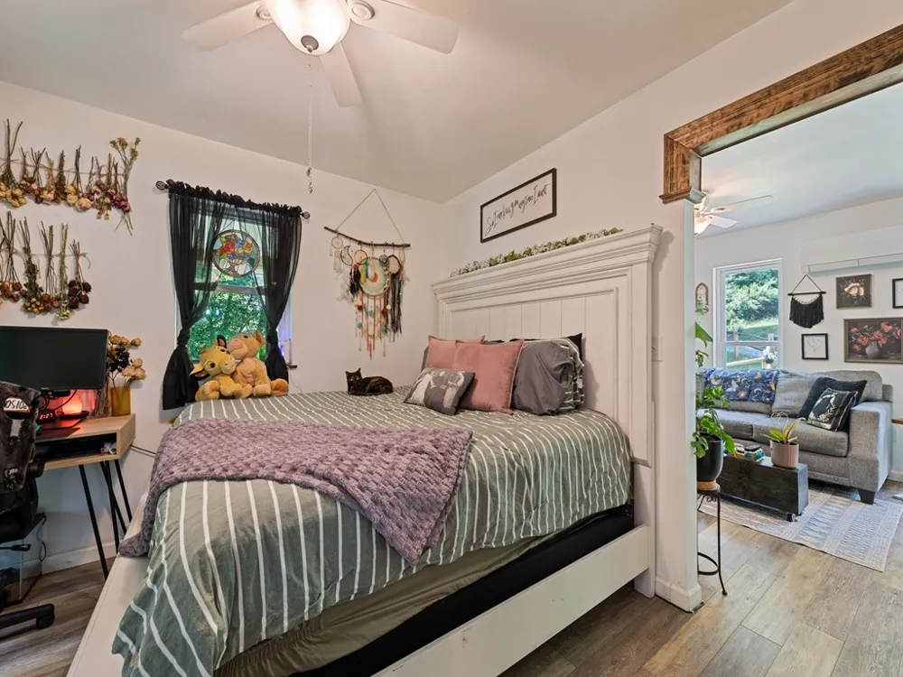 McKinzie Place Waynesville, NC 28785