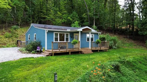 Silver Spruce Ln.