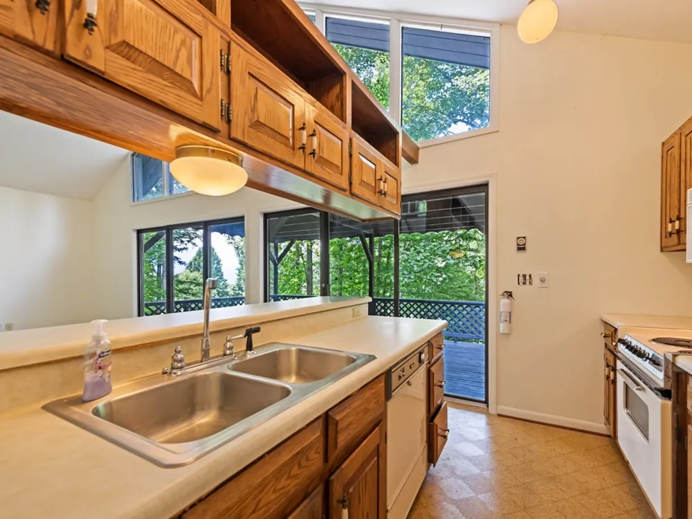 Merrie Way Waynesville, NC 28786