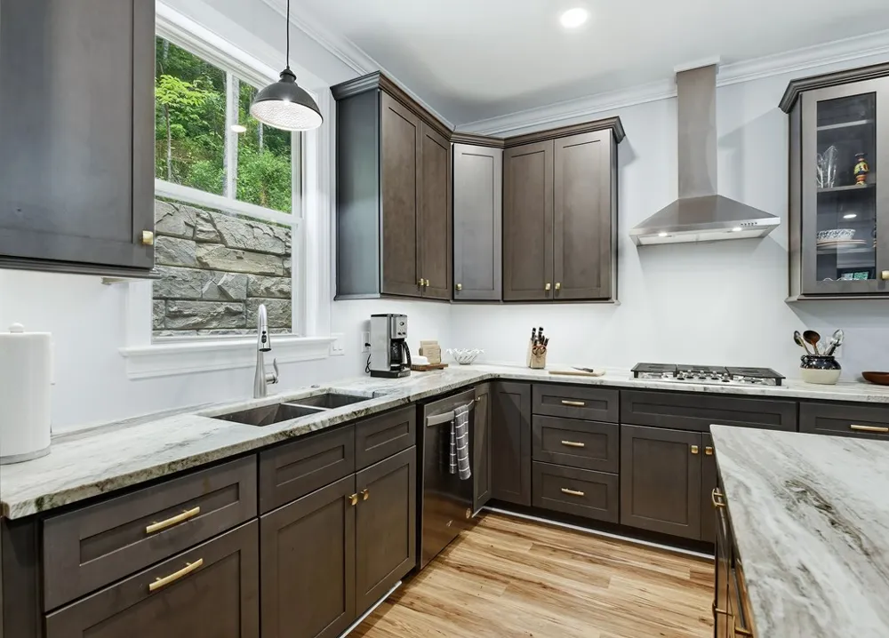Garnet Spring Lane Waynesville, NC 28785