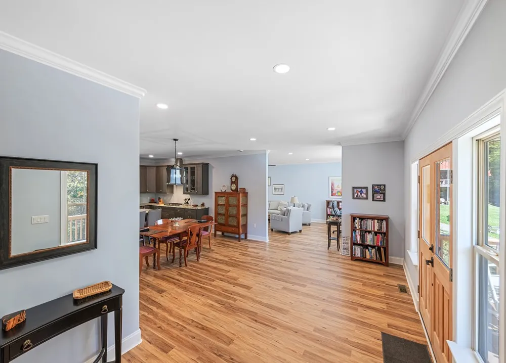 Garnet Spring Lane Waynesville, NC 28785