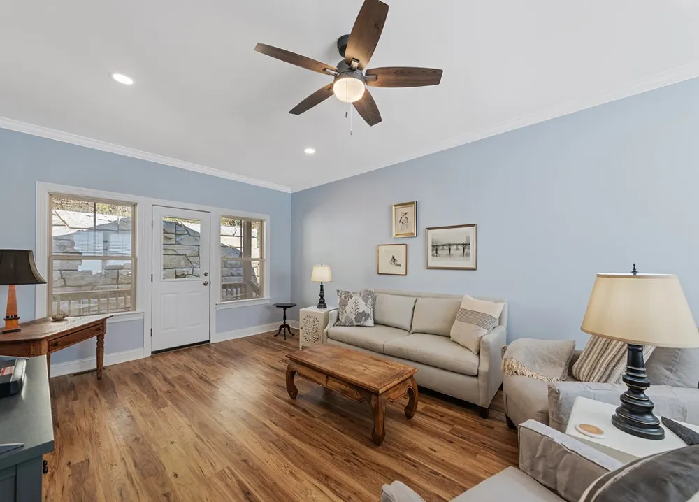 Garnet Spring Lane Waynesville, NC 28785