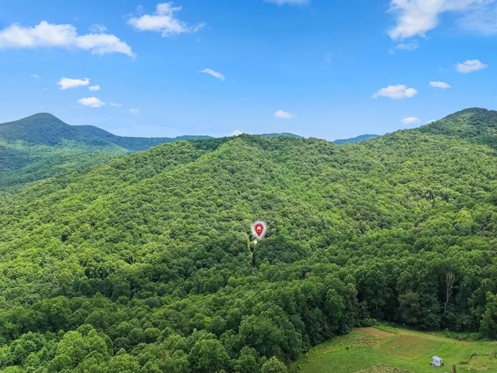 Henry Road Franklin, NC 28734