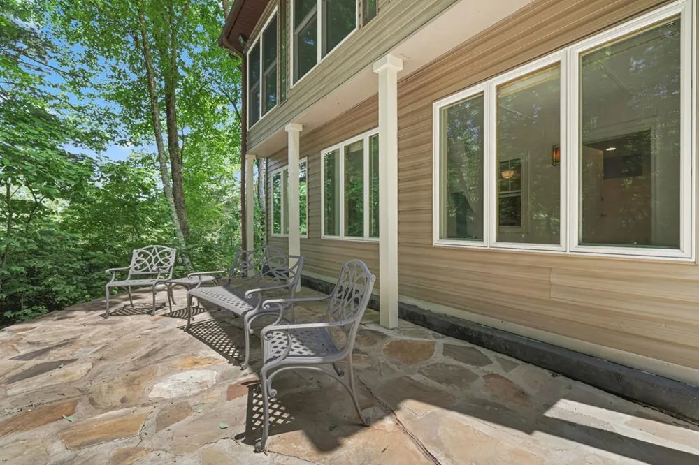 Henry Road Franklin, NC 28734