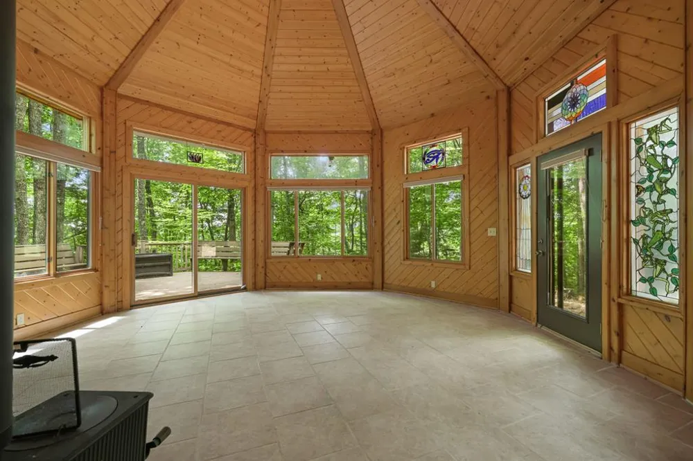 Henry Road Franklin, NC 28734