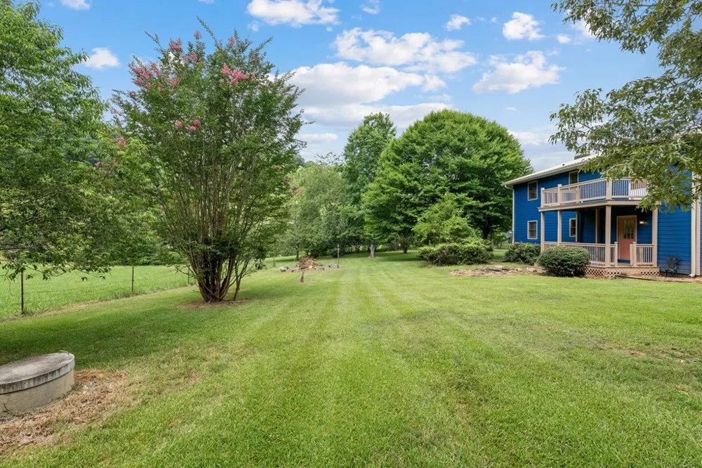 Apple Blossom Rd Franklin, NC 28734