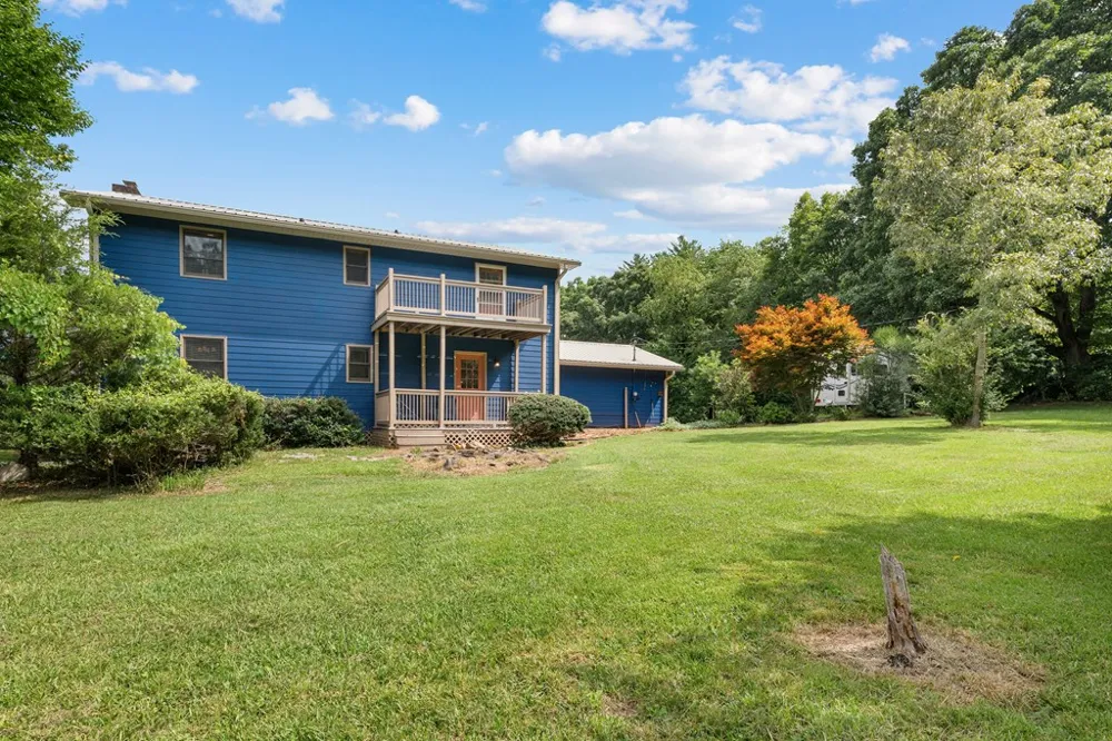 Apple Blossom Rd Franklin, NC 28734