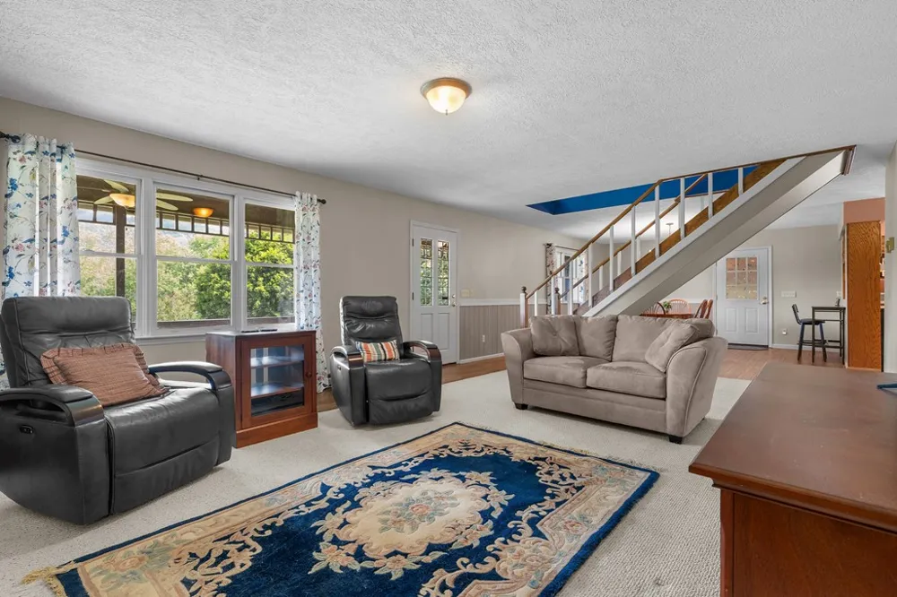 Apple Blossom Rd Franklin, NC 28734