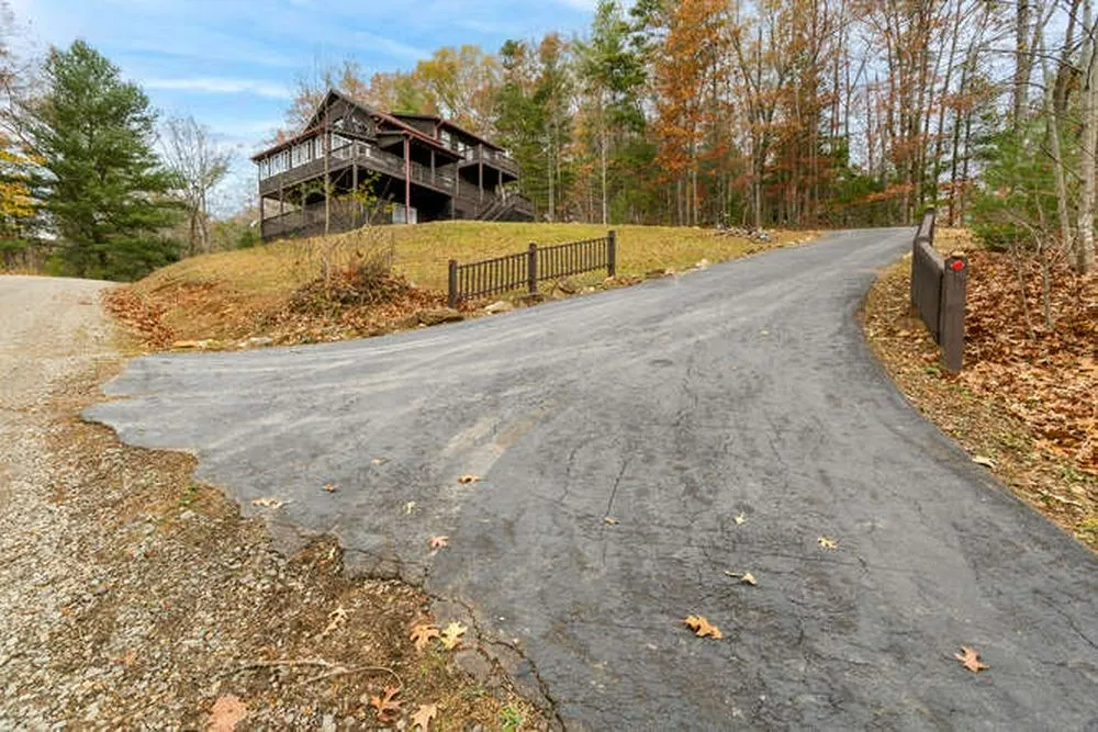 Sierra Circle Murphy, NC 28906