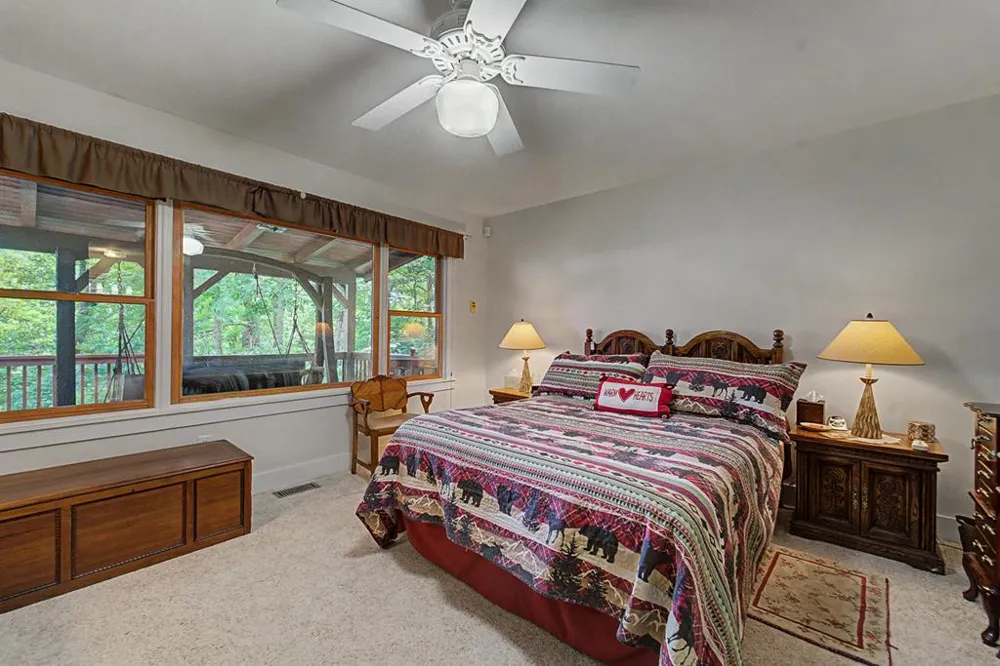 Woody Lane Waynesville, NC 28786