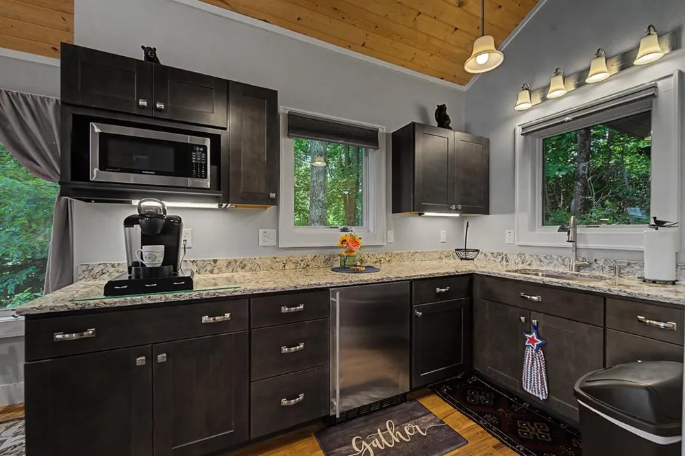 Woody Lane Waynesville, NC 28786
