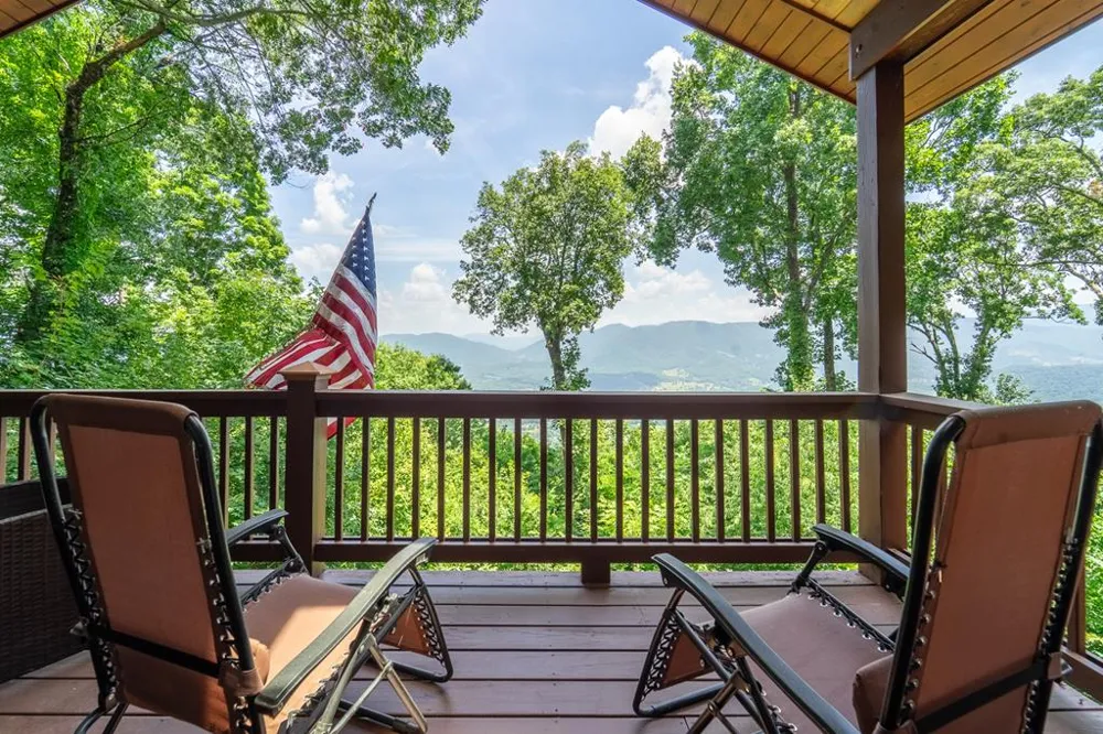 Woody Lane Waynesville, NC 28786