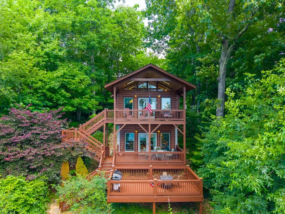 Woody Lane Waynesville, NC 28786