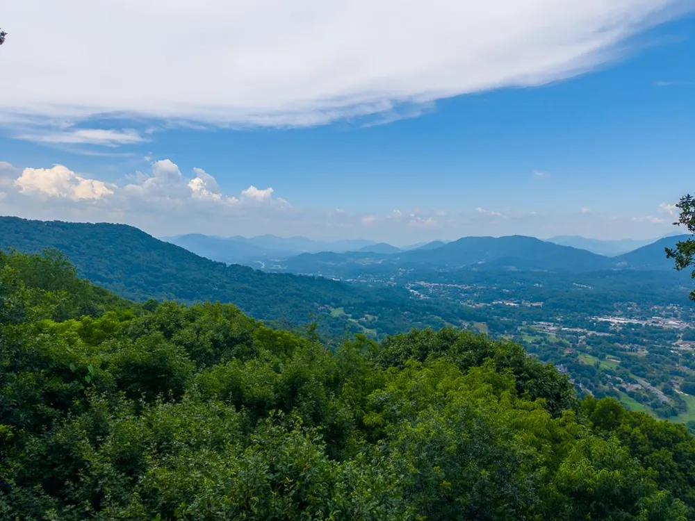 Woody Lane Waynesville, NC 28786
