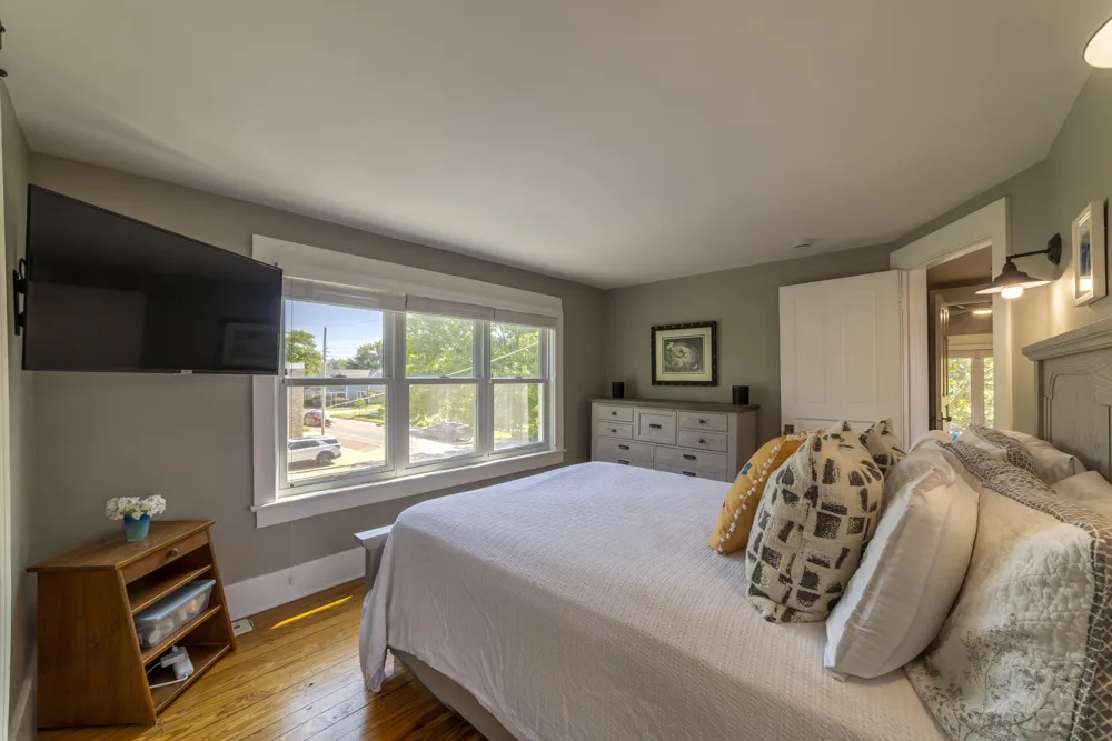 1022 Lake Boulevard St. Joseph, MI 49085