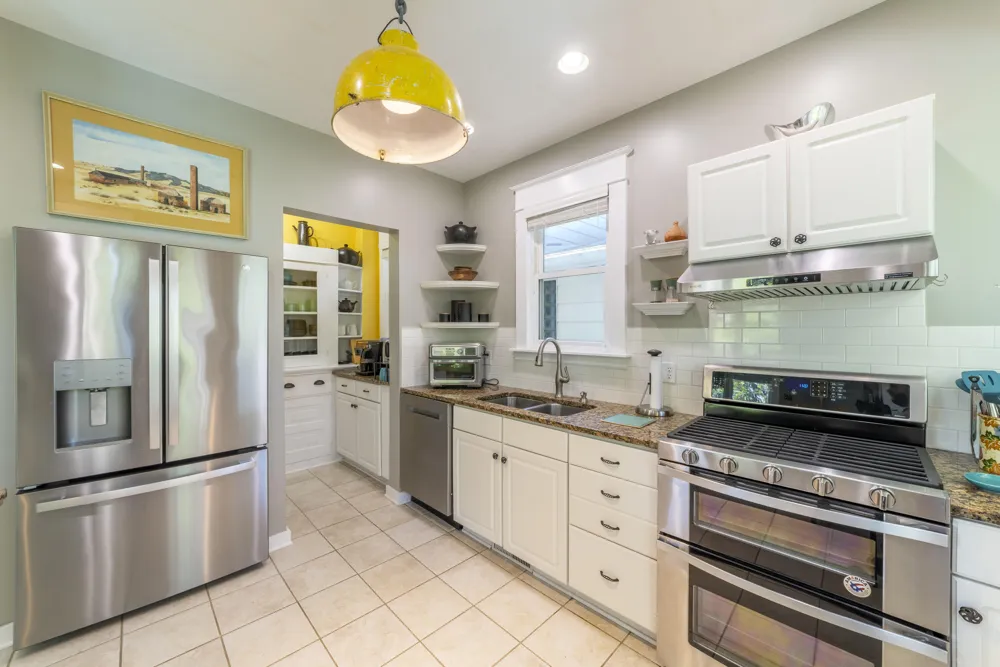 1022 Lake Boulevard St. Joseph, MI 49085