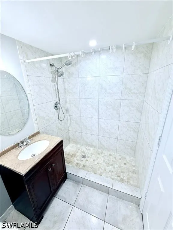 Green Valley Circle #802 Naples, FL 34104