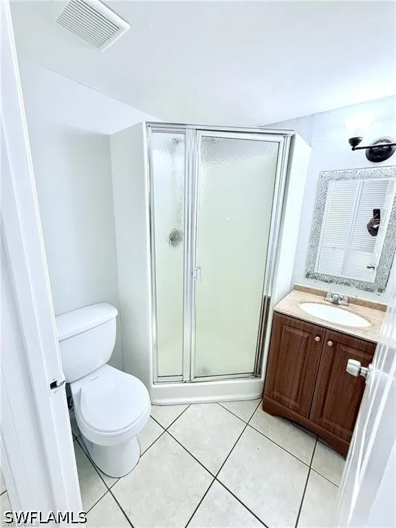 Green Valley Circle #802 Naples, FL 34104