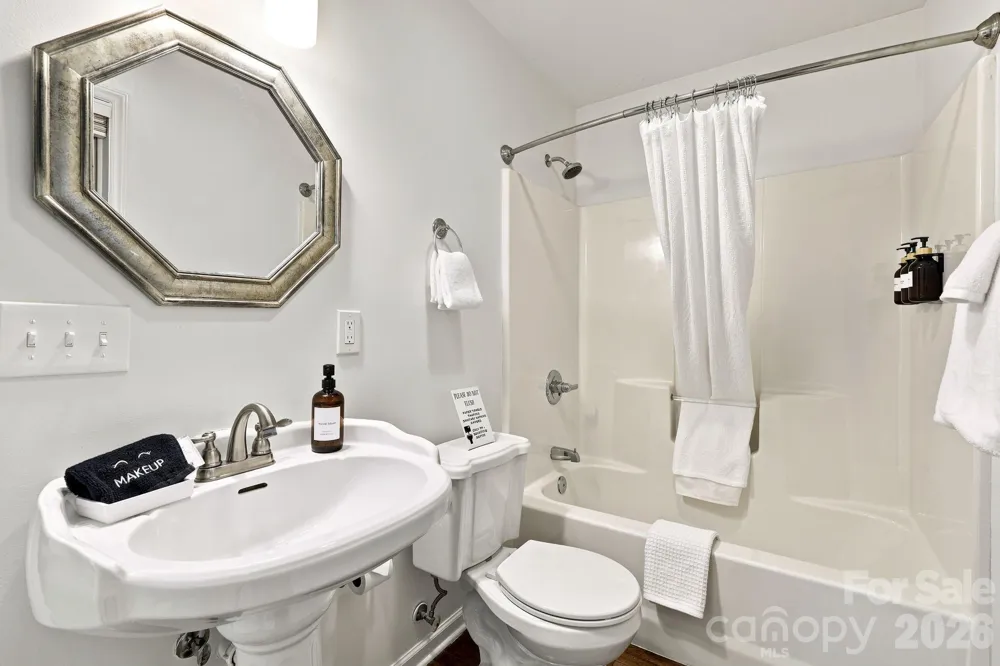 27,29 & 31 A/B Brown Road Asheville, NC 28806