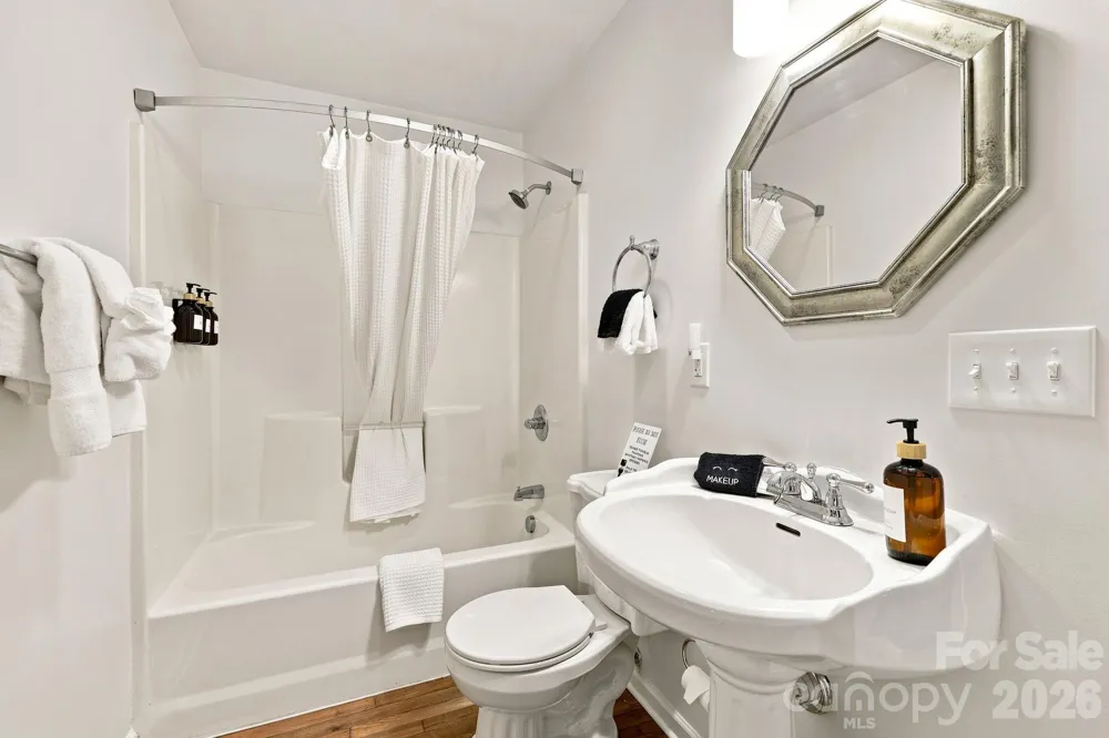 27,29 & 31 A/B Brown Road Asheville, NC 28806