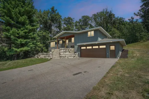325 Townsvalley Road