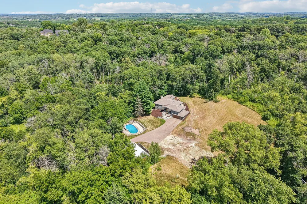 325 Townsvalley Road River Falls, WI 54022