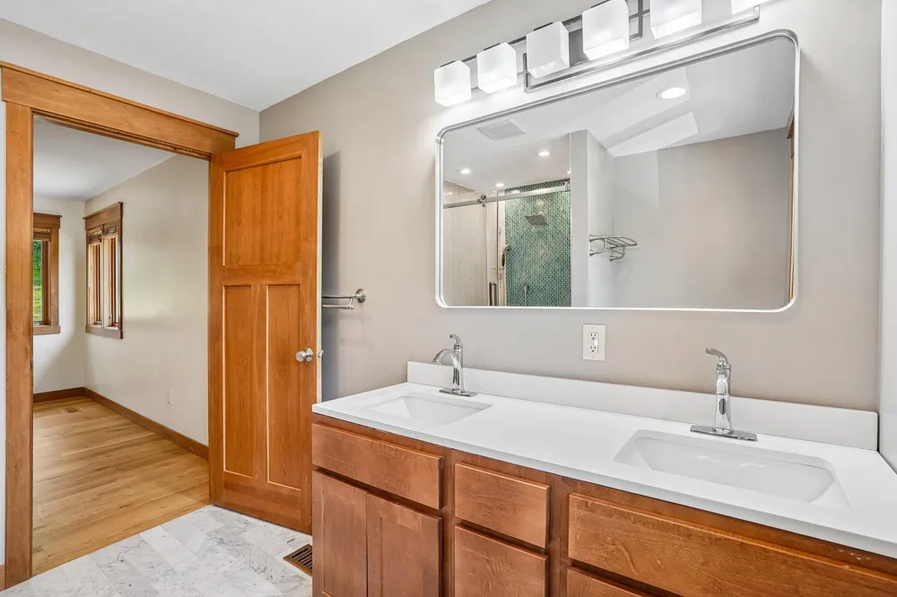 325 Townsvalley Road River Falls, WI 54022