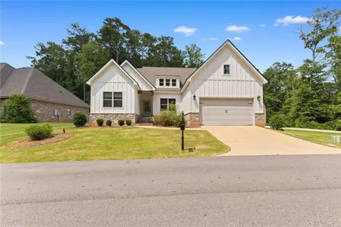 153 Southside Circle