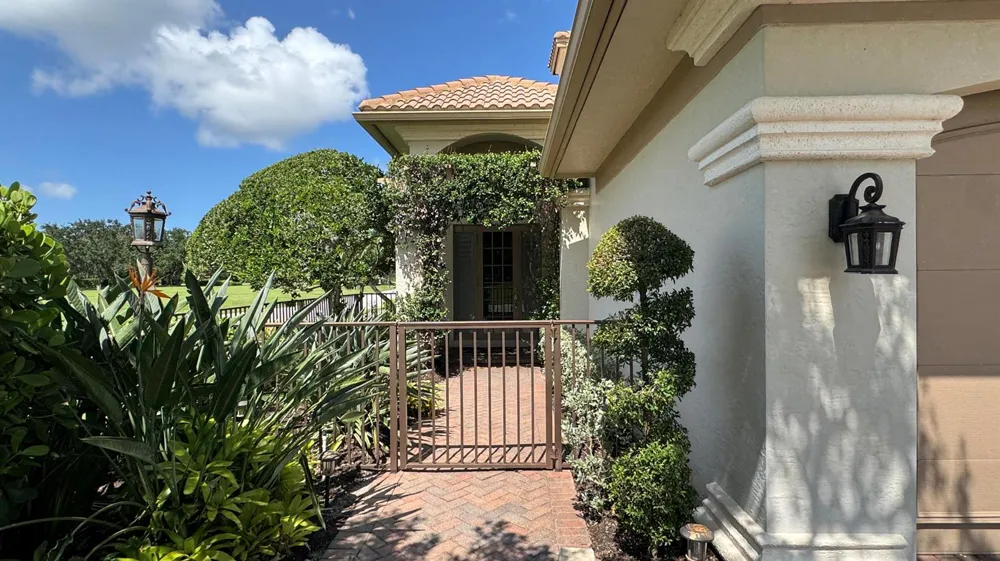 102 SE RIO PALERMO Port St. Lucie, FL 34984